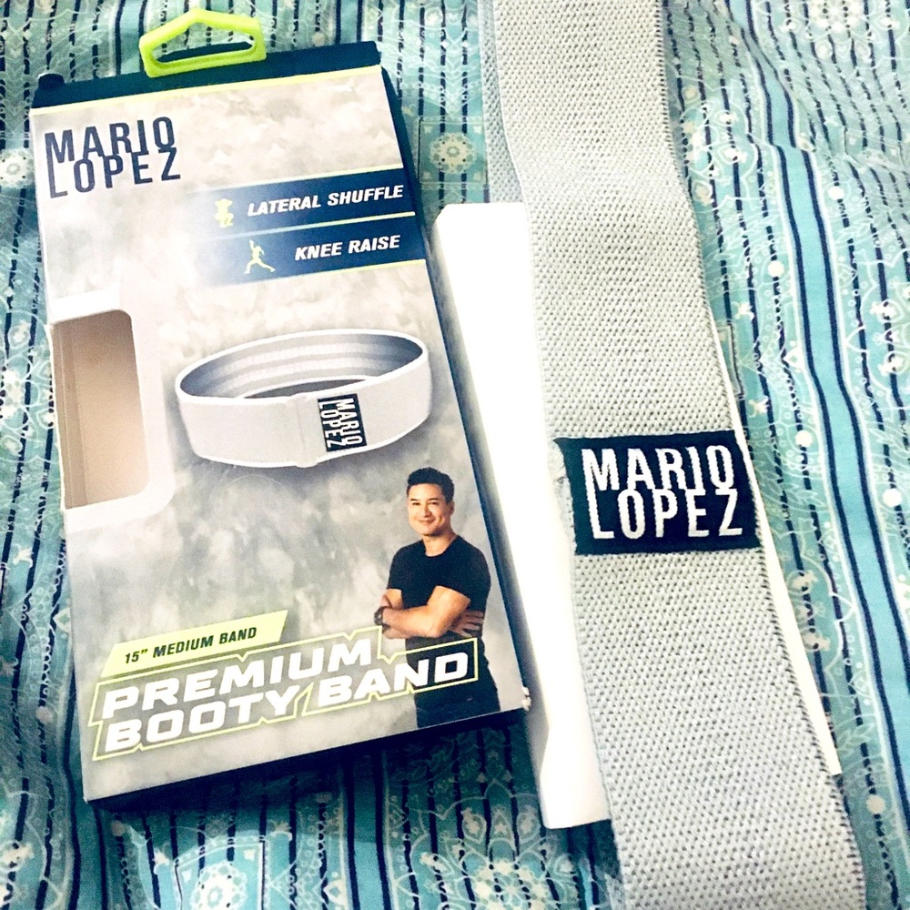 Mario Lopez fitness 15”circumference work out resistance band. Brand New/unused